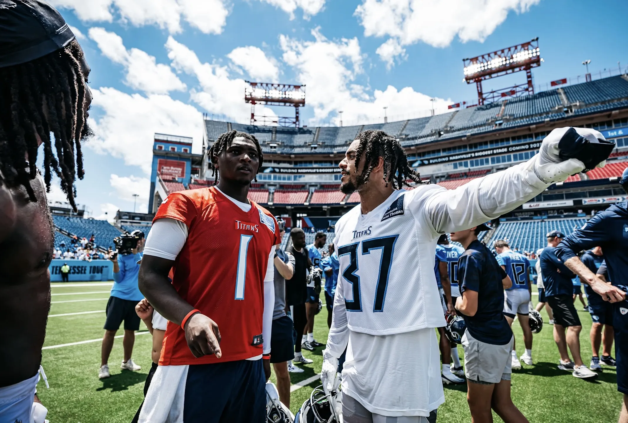 Titans’ Cam Ward already turning heads with training camp ‘magic’