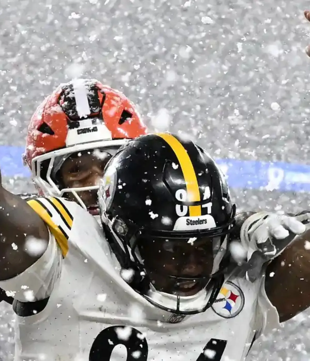 Cordarrelle Patterson Appears to Break His Own News on Steelers Future