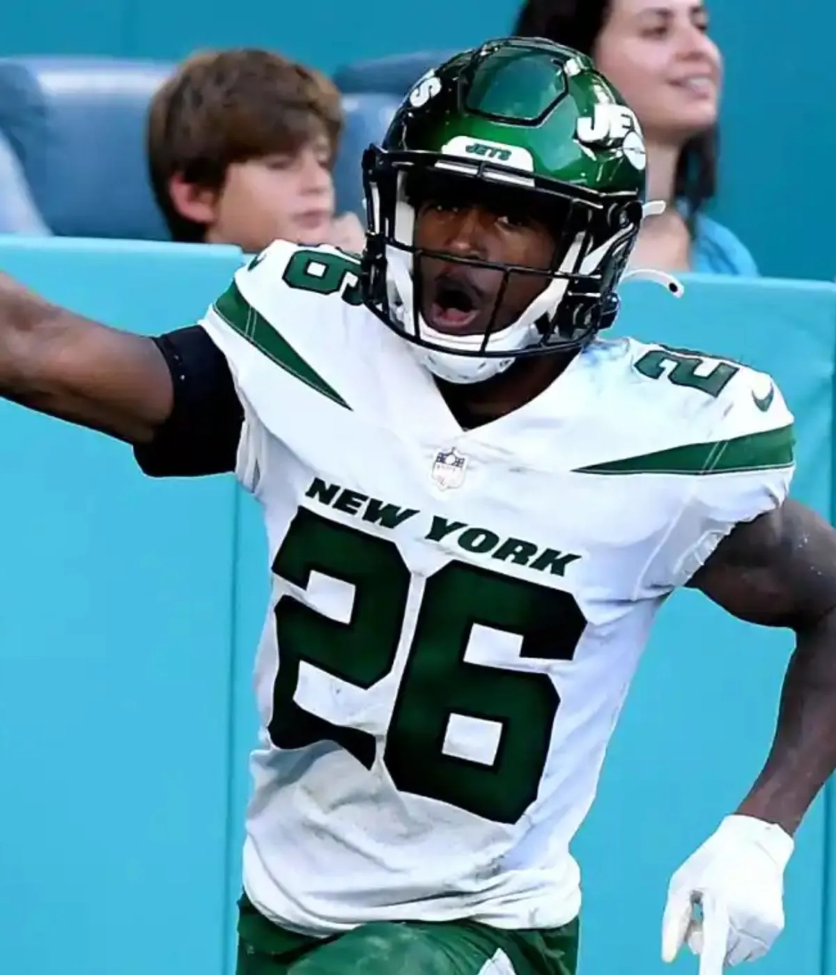 Under-the-Radar Steelers CB Impressing Mike Tomlin at Training Camp