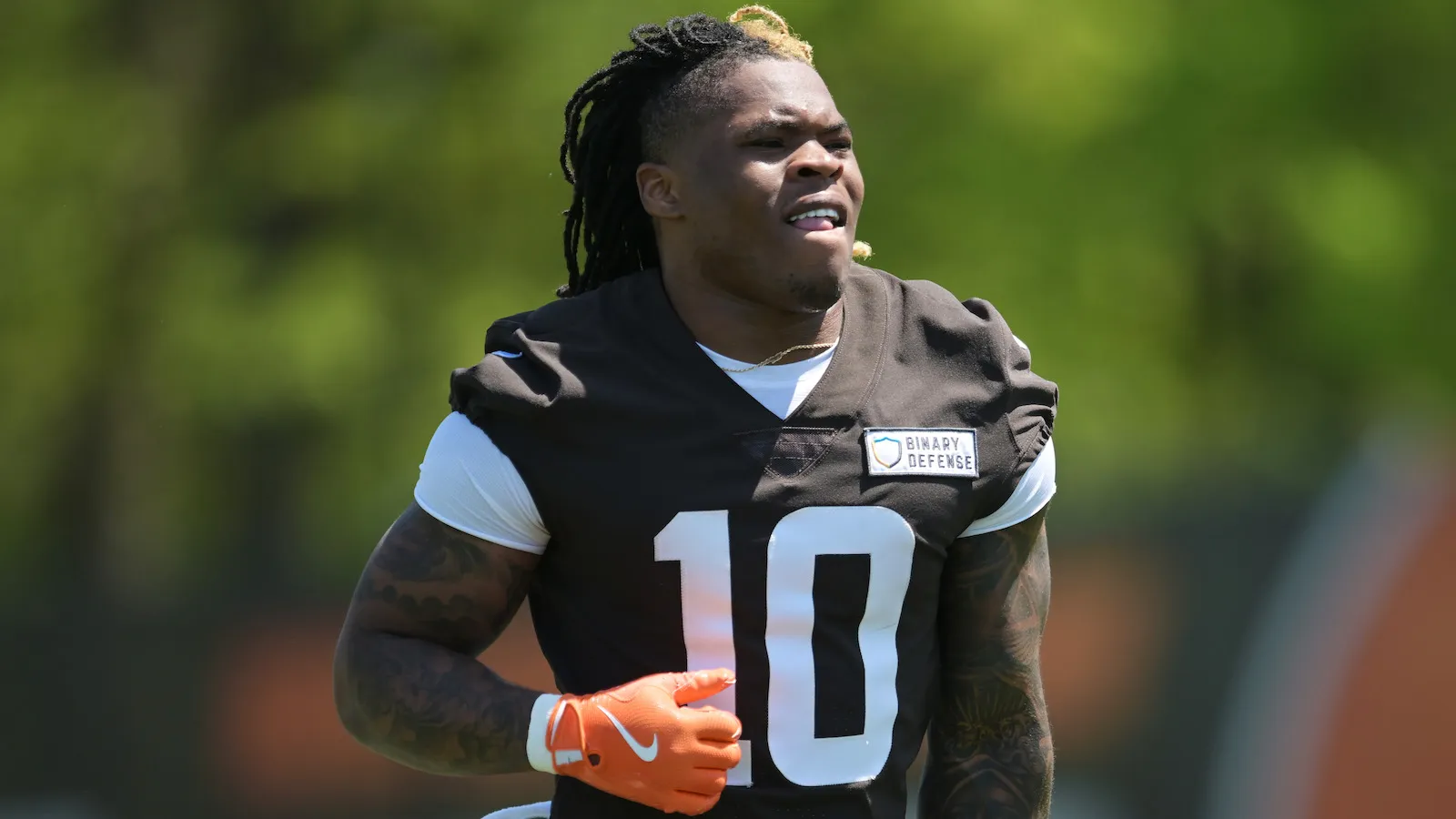 Browns Sign UFL Star RB Amid Quinshon Judkins Uncertainty