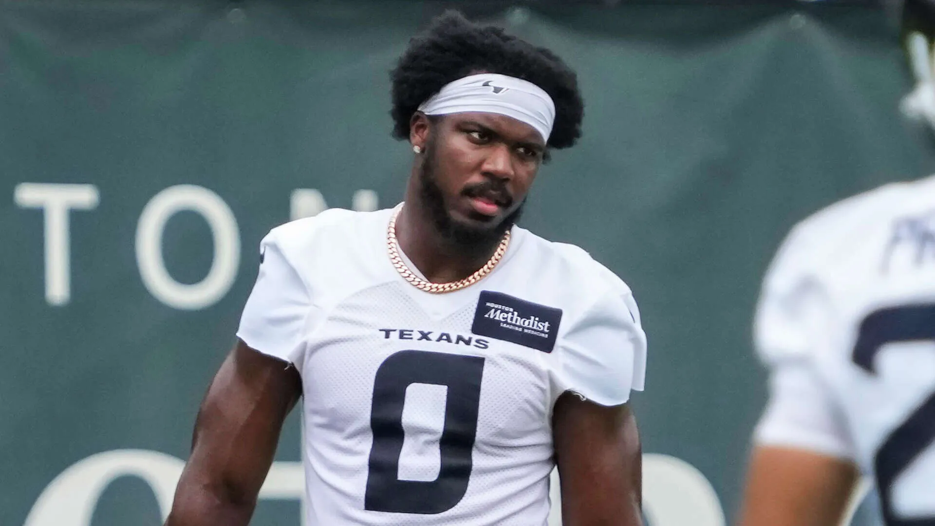 How Nick Caley saw Texans LB Azeez Al-Shaair's potential before anyone else