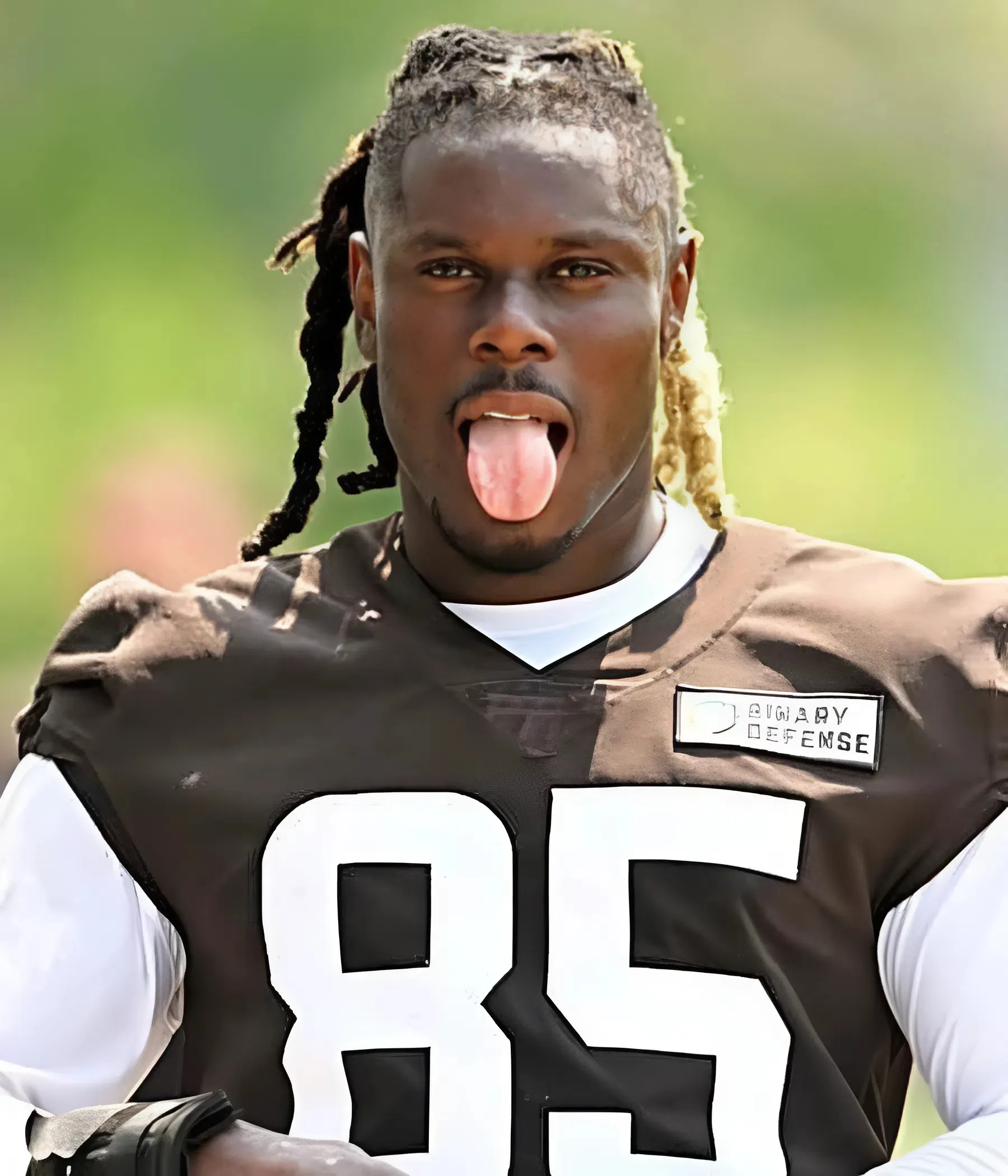 David Nijoku Offers Major Praise of Browns Rookie Tight End