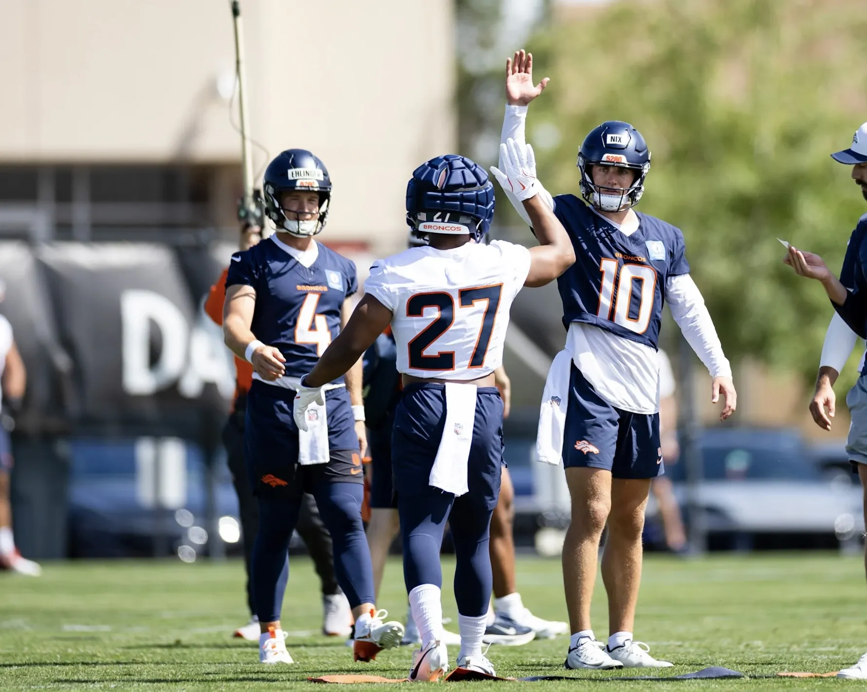 Broncos Offseason Signing Named 2025 Fantasy RB Sleeper