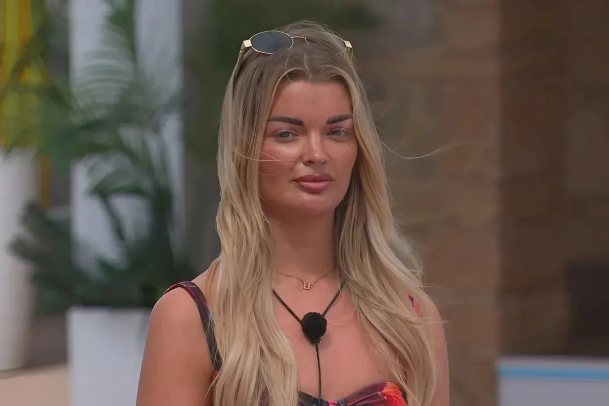 ‘Get her OUT’ rage Love Island viewers after star makes VERY rude comment about rival’s family member ngocc
