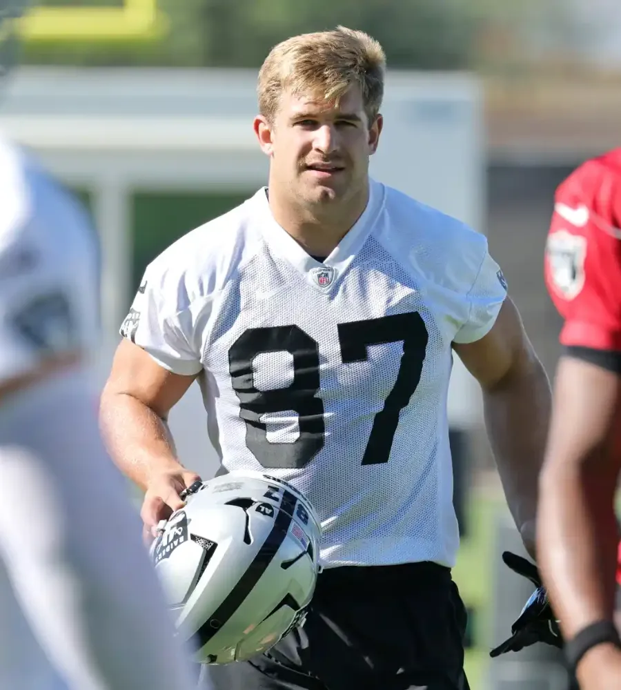 Raiders TE Michael Mayer Has Strong Statement on New Coach Pete Carroll