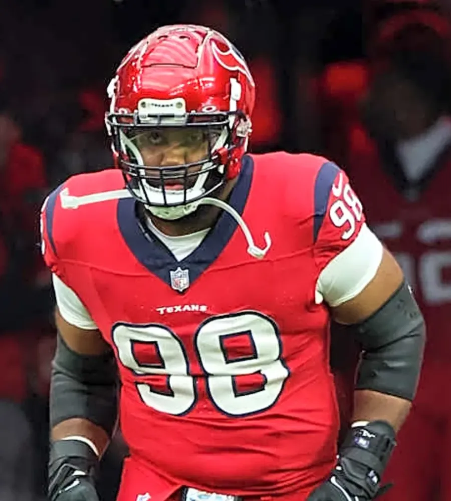 Texans Veteran Defender Opens Up About Health Scare and Return to Houston
