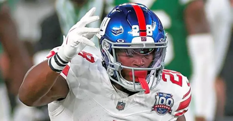 Detroit Lions Waive Tight End, Sign New Running Back