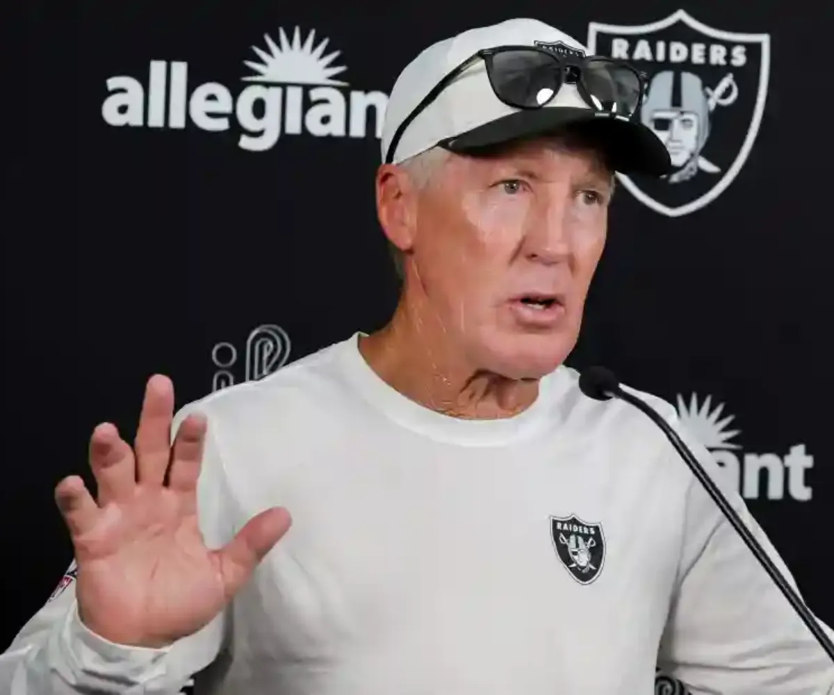 “He kissed a teammate on the head” – Insiders reveal bizarre locker room incident behind Christian Wilkins’ SHOCK Raiders release just one year into $110M deal, as team fights to void $35M and ex-player brands him ‘a little freaky’ - suong