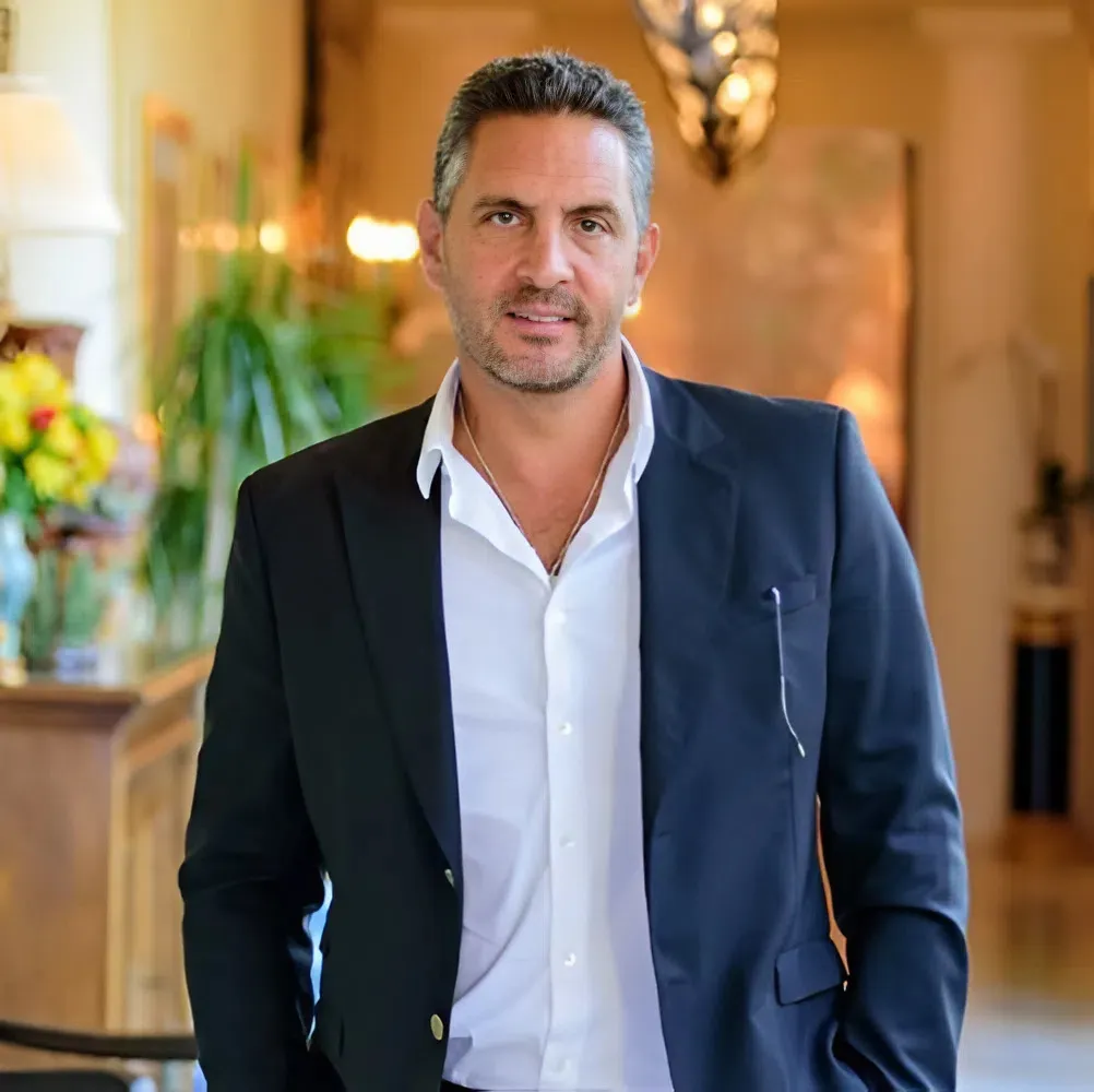 #ShockingNews Mauricio Umansky Stuns Fans with Retirement Bombshell at 60 — Will Donate 60% of Wealth to Charity!