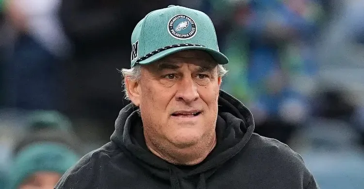Eagles’ Vic Fangio Praises, Challenges Cornerback Amid Heated Position Battle