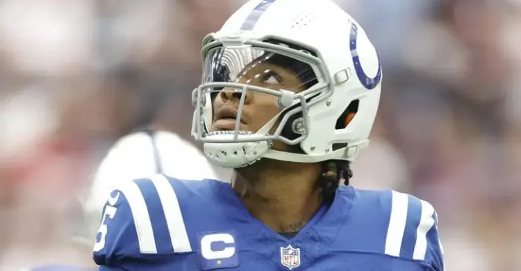 Vikings Trade Pitch Nets $34 Million Super Athlete Amid QB Issues Early in Camp