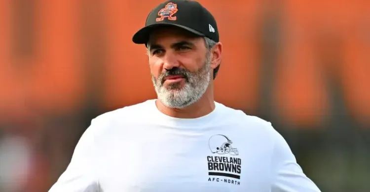 Browns Deliver Bad News on Kenny Pickett
