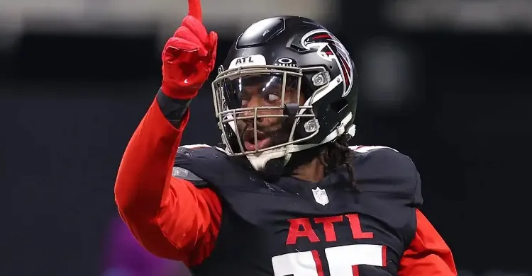 Eagles Urged to Sign 4-Time Pro Bowl Linebacker