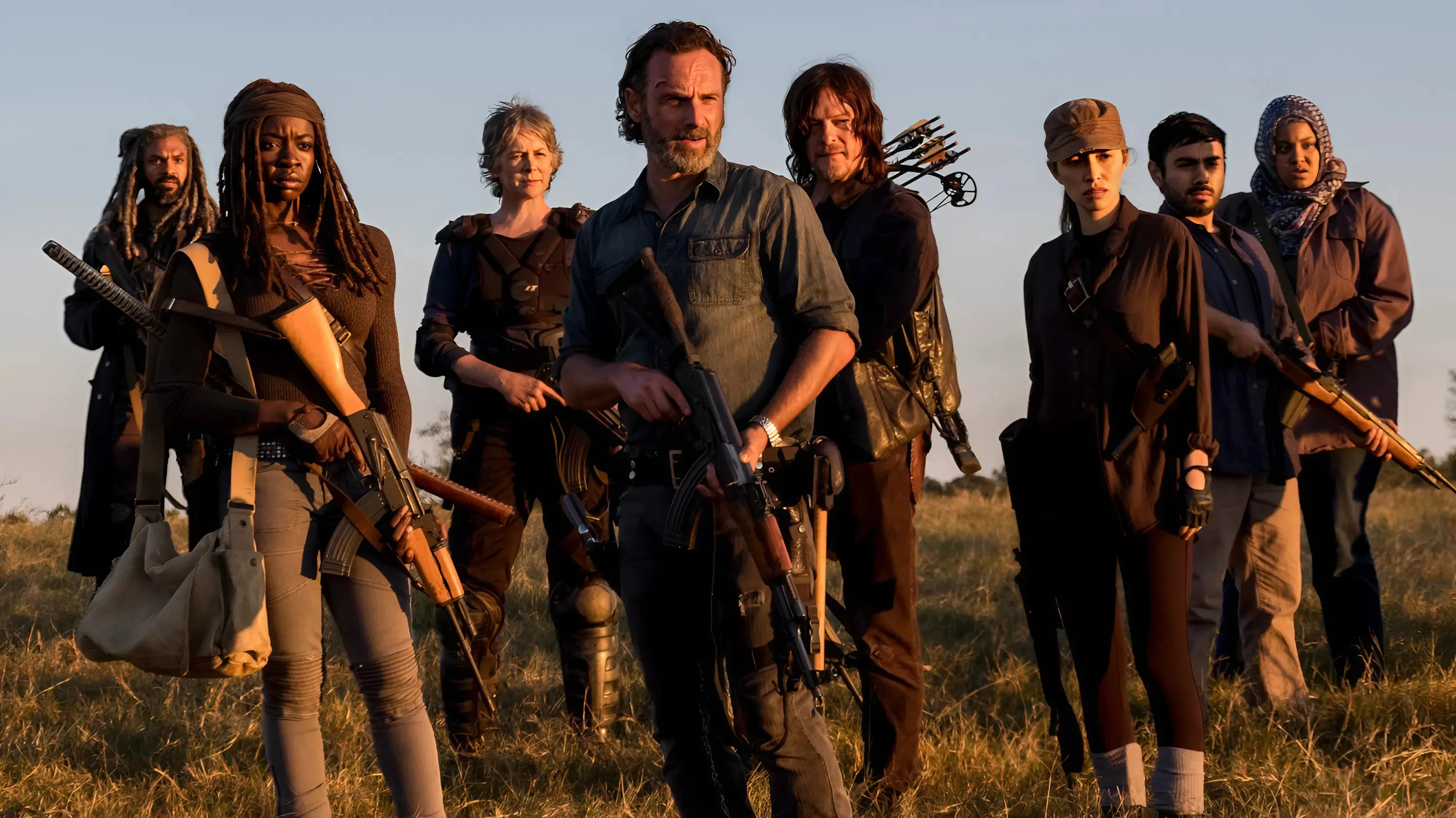 The Walking Dead showrunner says this actor would crush Survivor