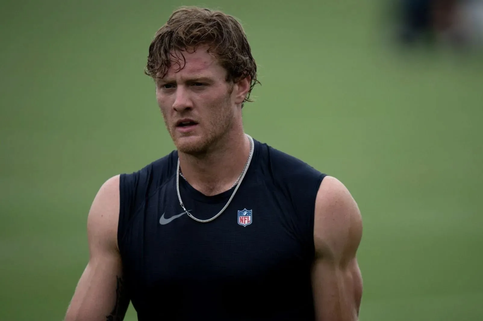Will Levis posts gnarly photo of mangled shoulder on night before surgery