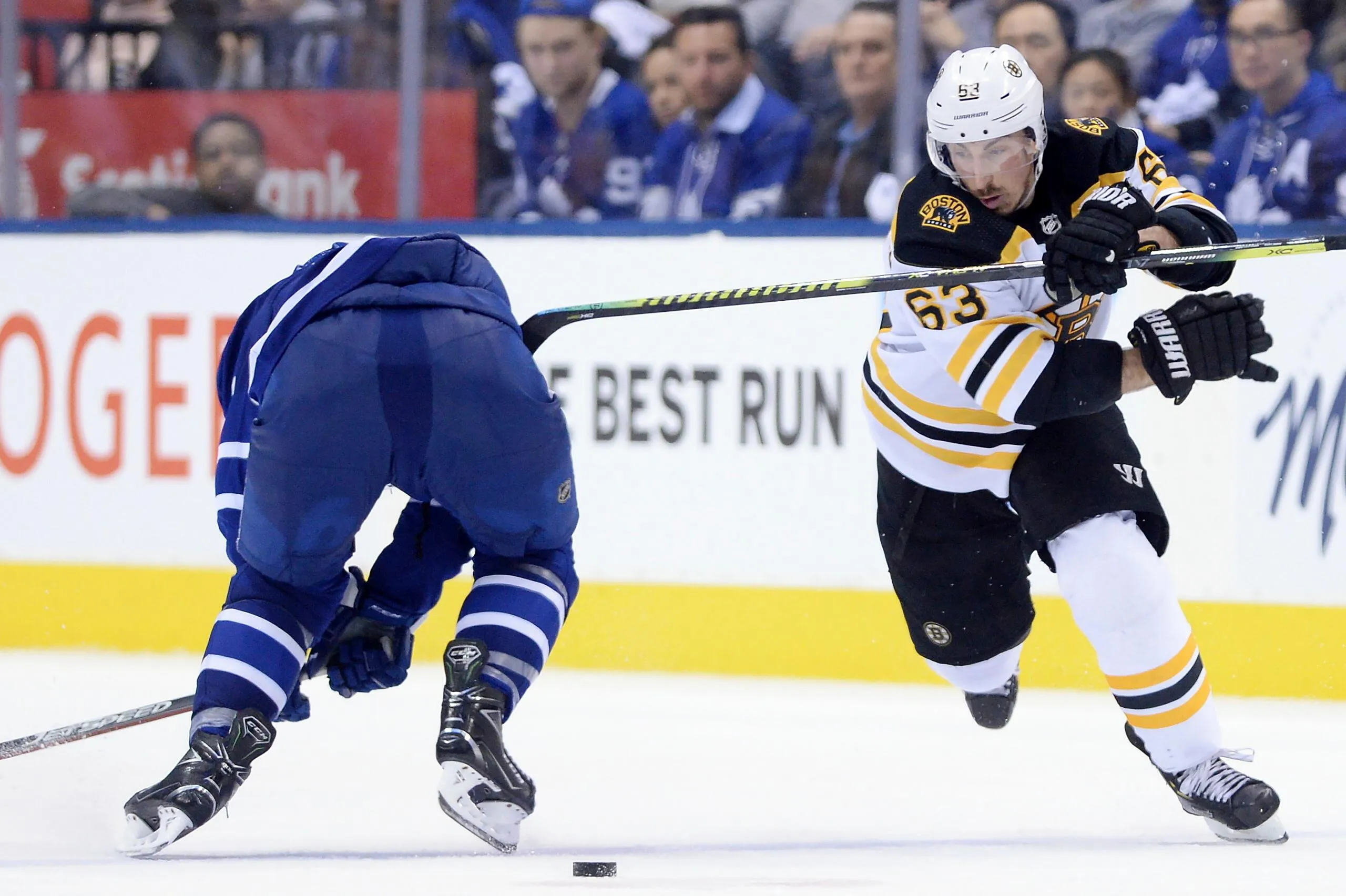 When Brad Marchand trolled the Maple Leafs & Bruins fans hilariously enjoyed it