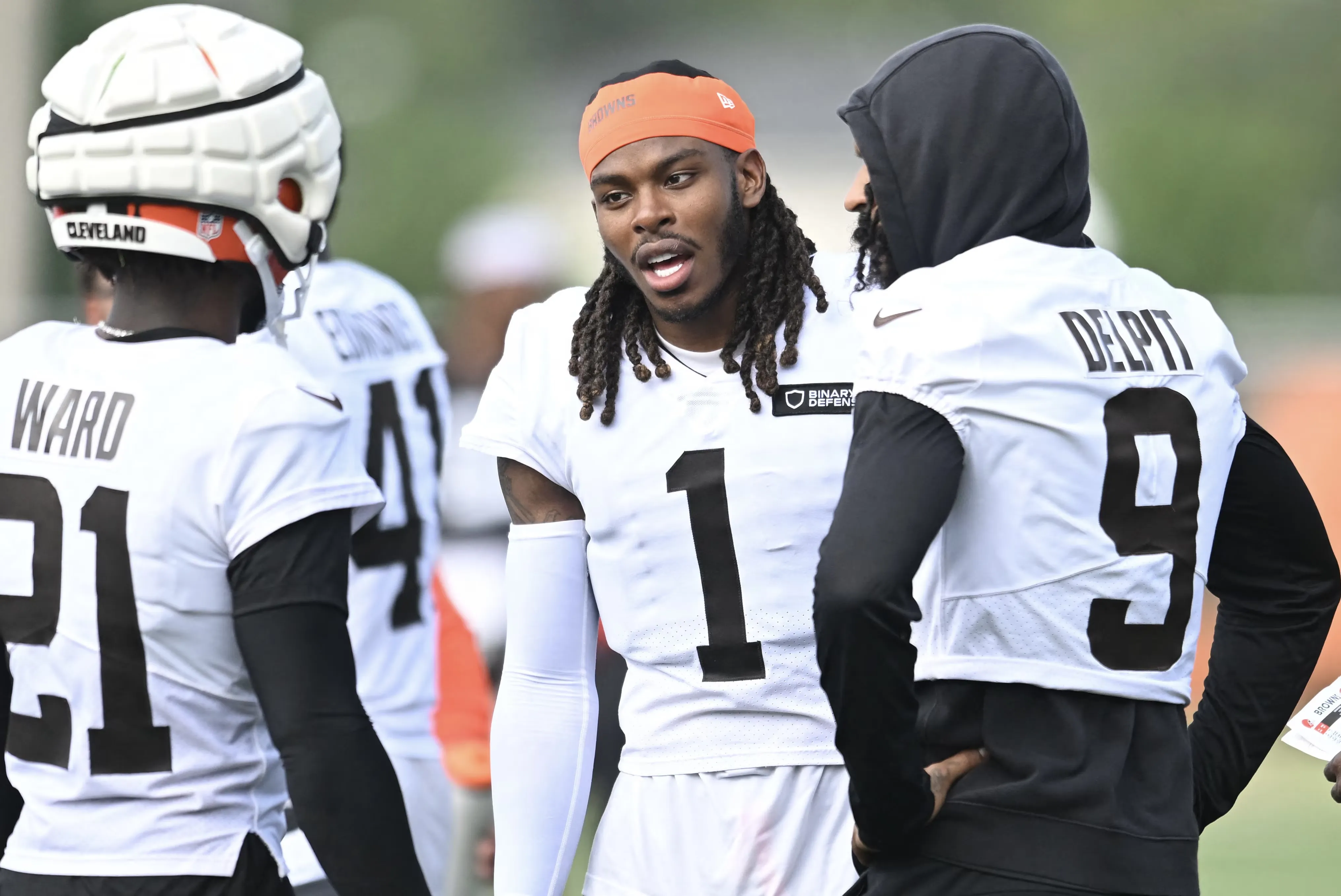 Browns CB Martin Emerson Gets Devastating News After Being Carted Off