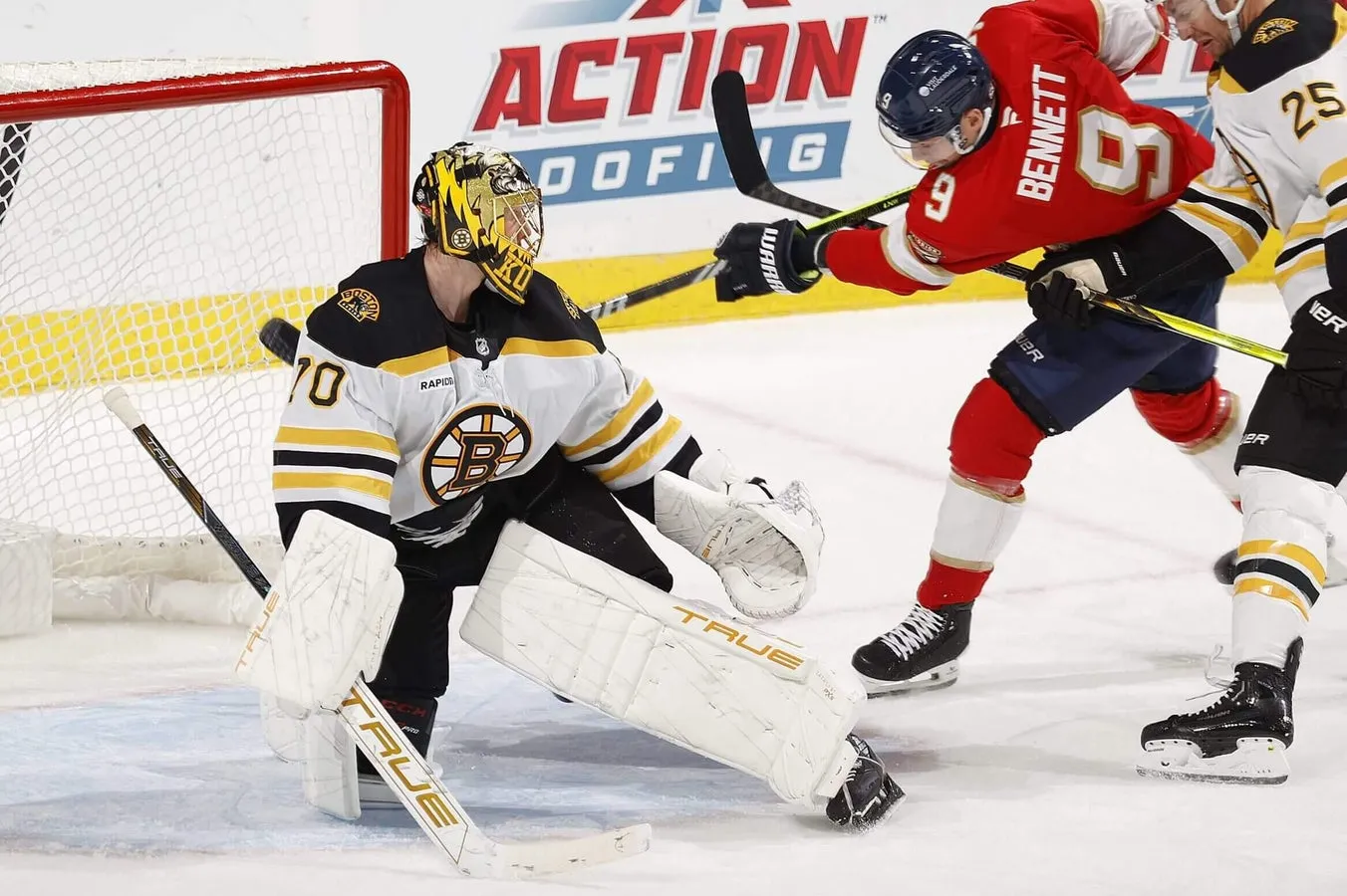 Bruins Goalie Part of Blockbuster Trade Pitch