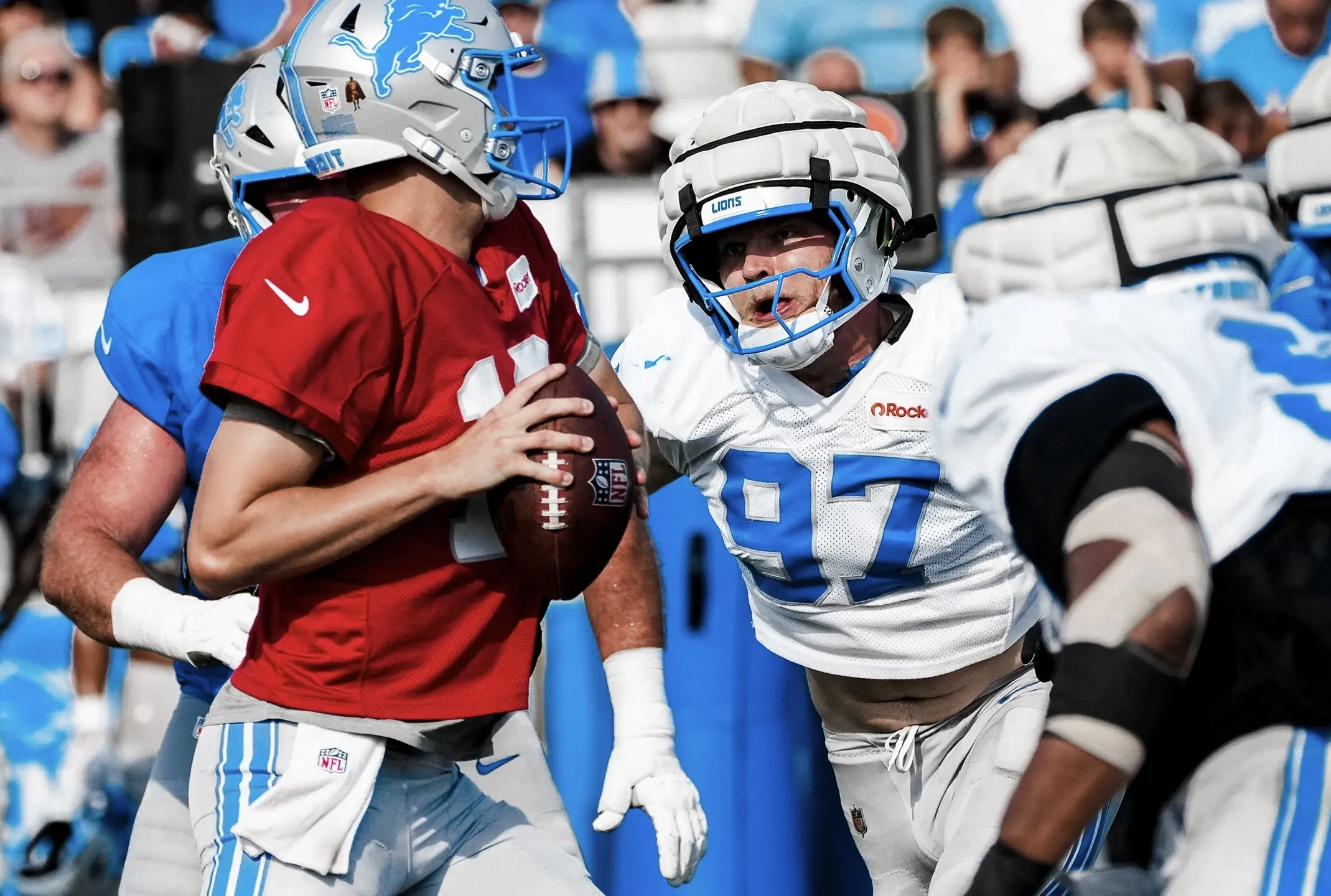 Lions reporter just delivered an Aidan Hutchinson update that should terrify the NFL