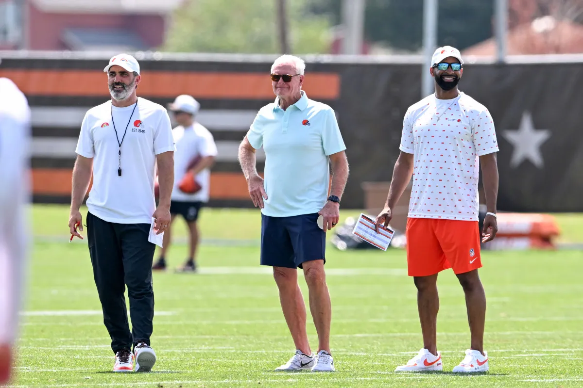 Browns Owner Give 1-Word Response on Quinshon Judkins Browns Owner Give 1-Word Response on Quinshon Judkins