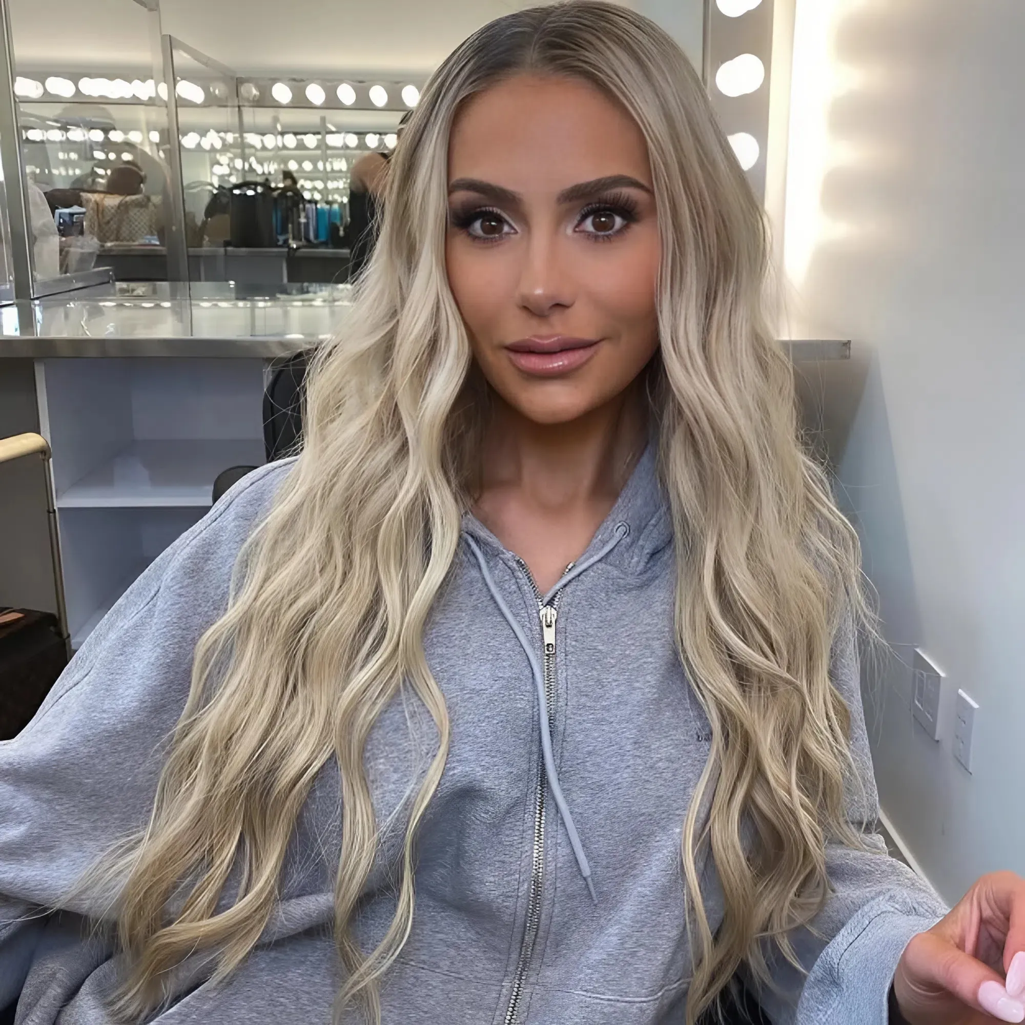 "RHOBH Drama Escalates As Dorit Kemsley Releases Shocking Evidence: Infected Hands and Feet Photos Make Many People Shiver, But Fans Question Drama-Inflating Ploy to Attack Spa!"