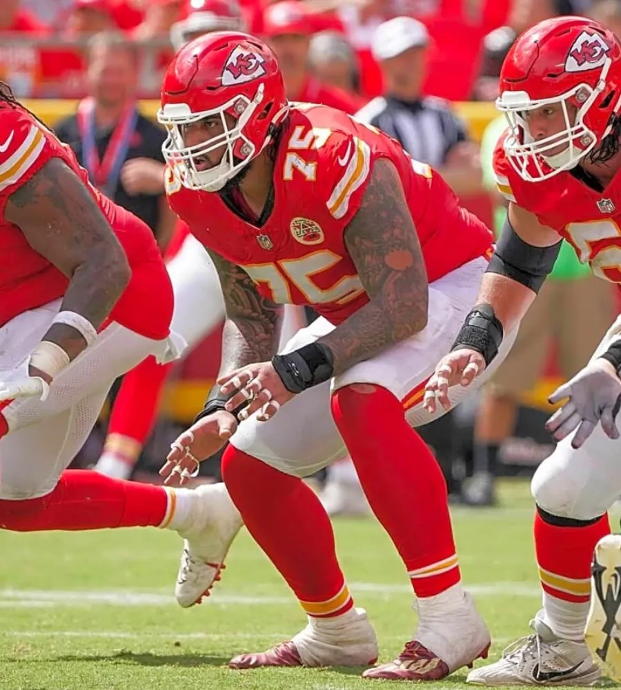 Commanders sign ex-Patrick Mahomes protector