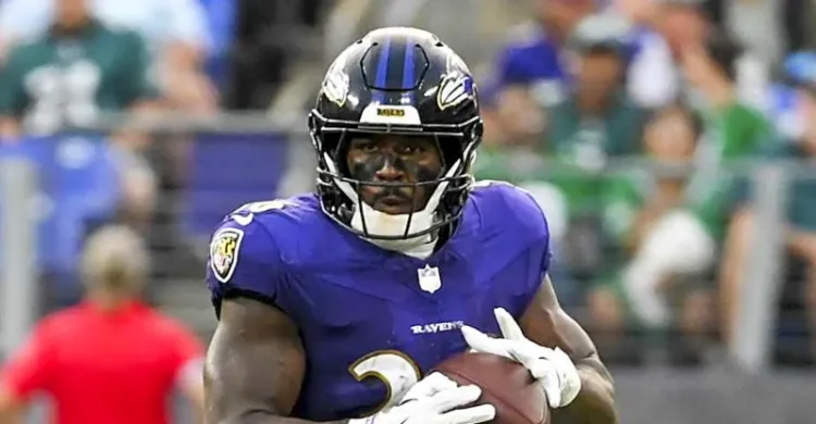 Buccaneers sign former Ravens running back amid training camp injuries