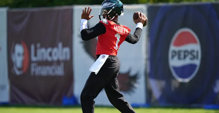 Jalen Hurts' Legs Will Continue to Be Weapon For Eagles