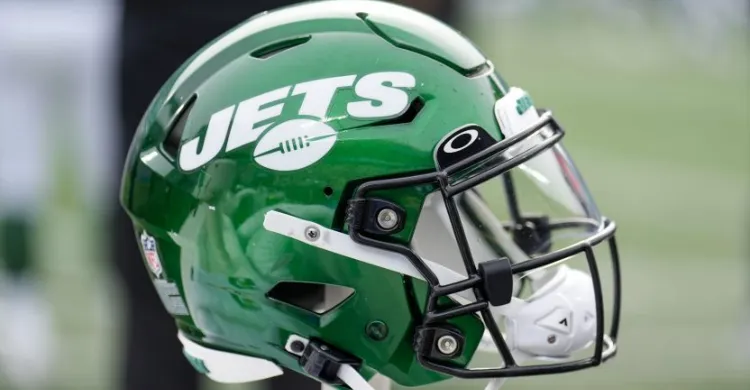 Jets address clear problem with shocking signing
