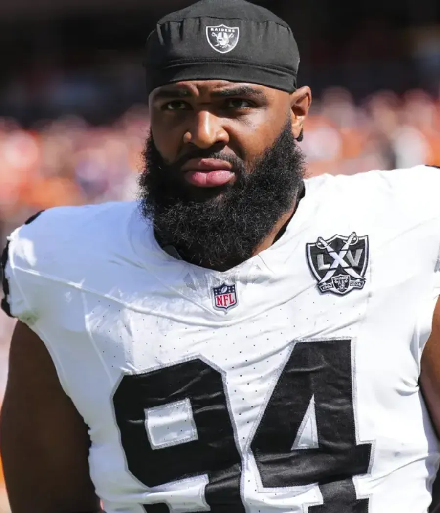 Former DE Reckons There’s More to Christian Wilkins Fiasco Than What Meets the Eye