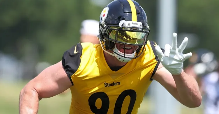 Steelers' TJ Watt Reveals Tense Frustration Surrounding Aaron Rodgers: 'He Talks A Lot Of Smack'