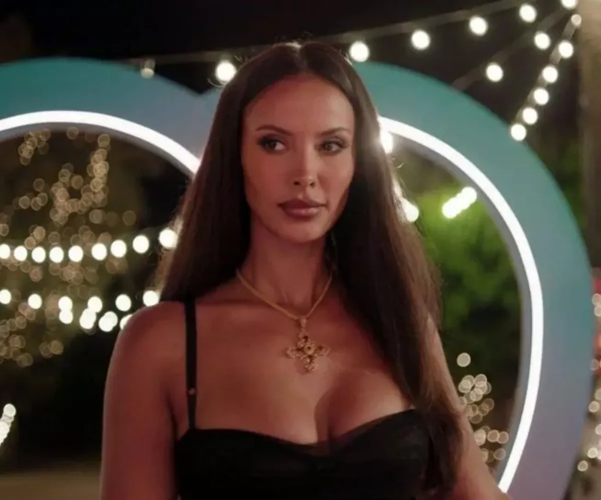 Love Island couple crowned 'most likely to win' despite emotional journey - suong