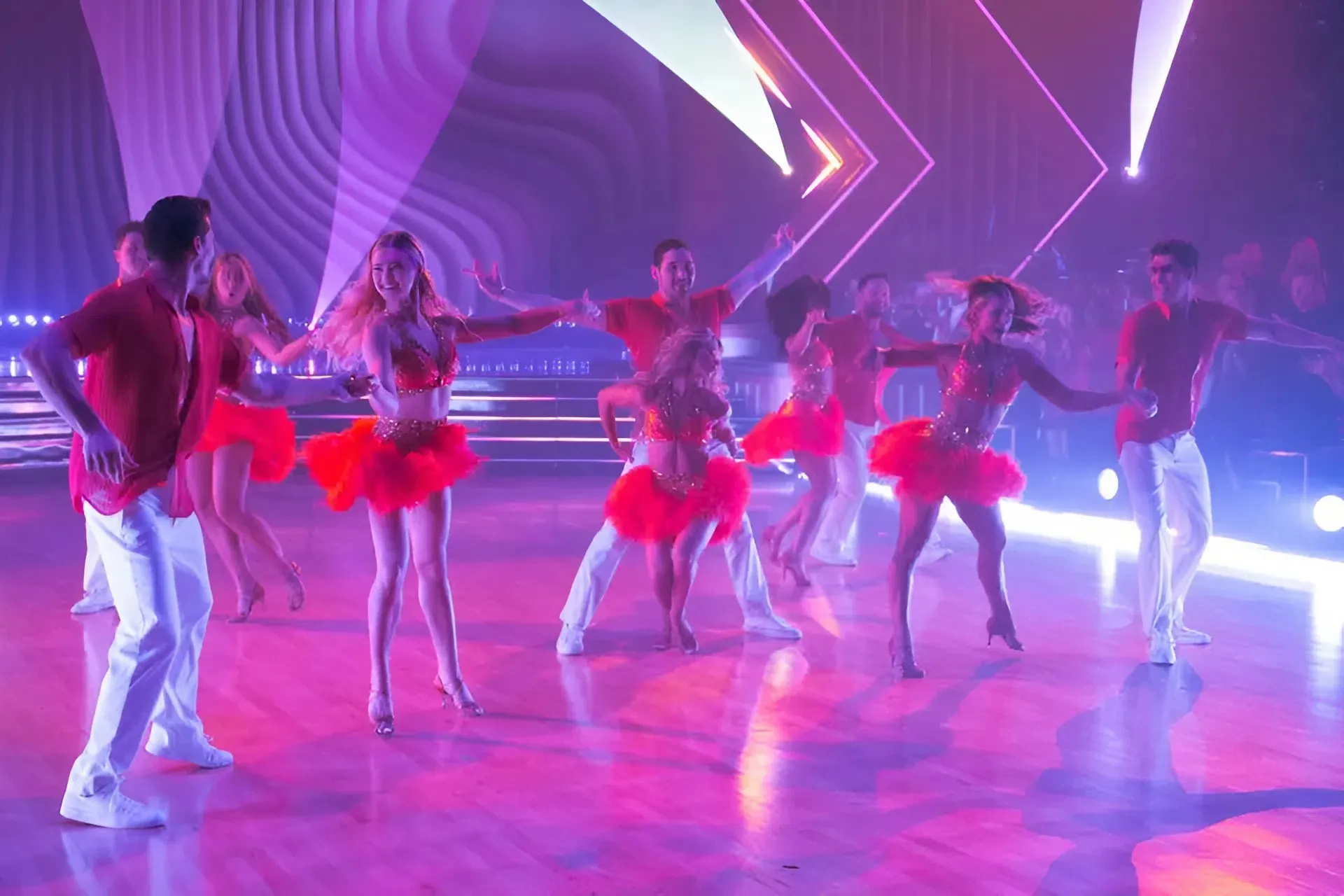DWTS Season 34 Pro Dancers ‘Leaked’ as Fans Urge Show to Revamp Casting Amid Disappointment trucc