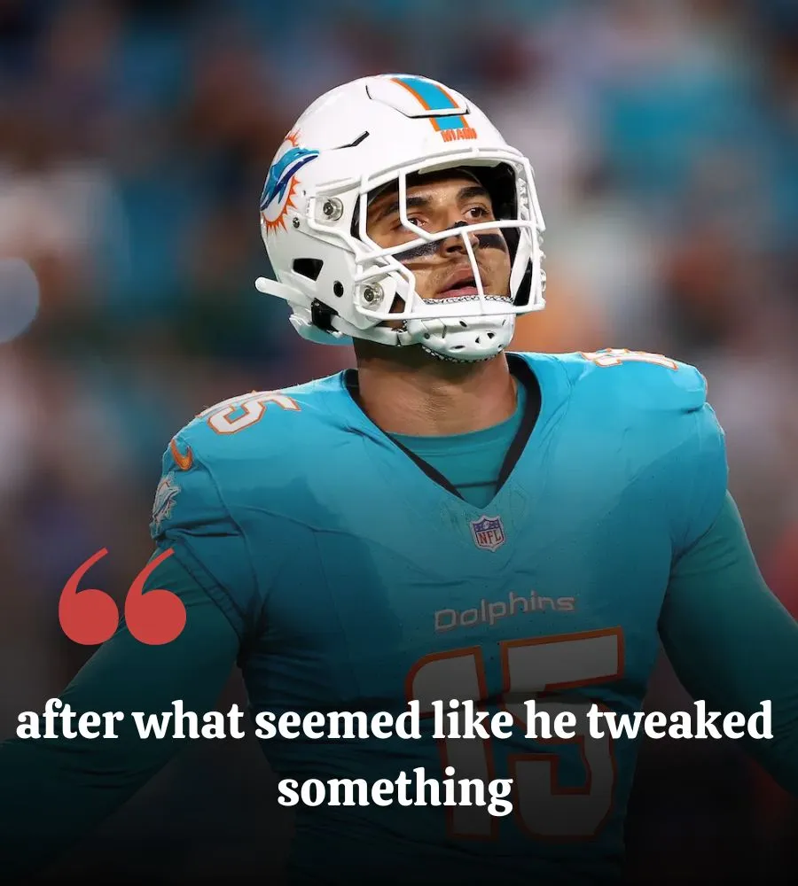 Dolphins’ Jaelan Phillips Reacts to Exiting Practice With Injury
