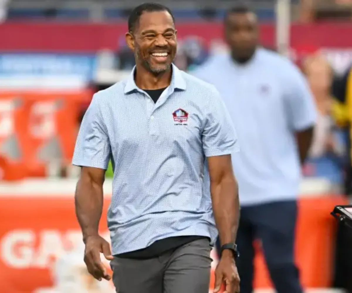 ‘Gold looks good on you’ — Eagles send powerful message to legendary cornerback Eric Allen ahead of his Hall of Fame induction as the franchise celebrates one of its greatest ever players - suong