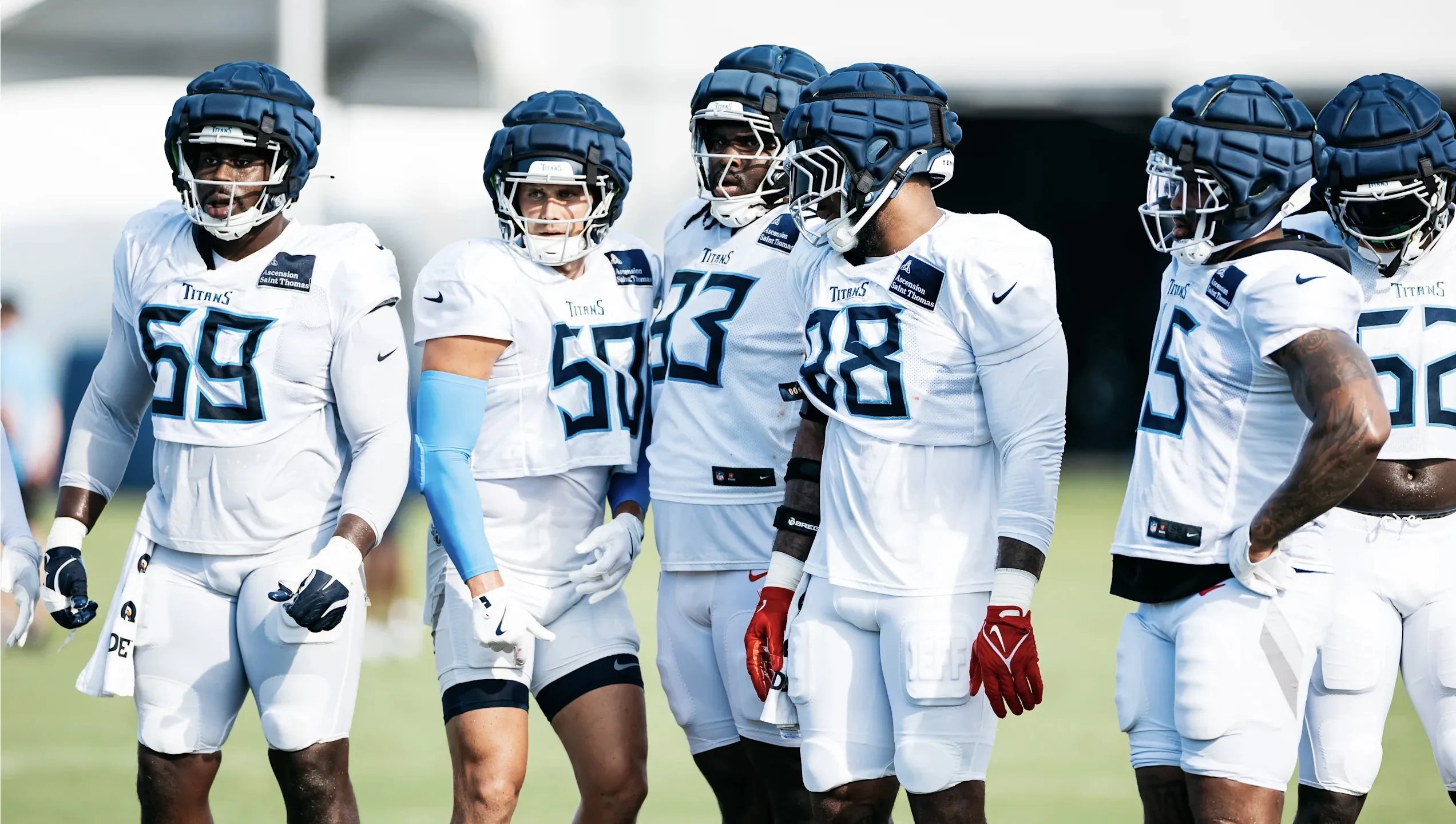 Titans’ defense rises early in training camp with interception blitz setting the tone for a promising season