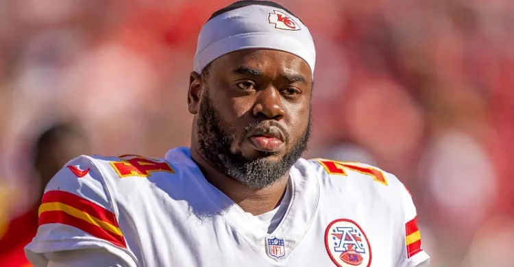 Cowboys continue to add to offensive line with latest signing Cowboys continue to add to offensive line with latest signing