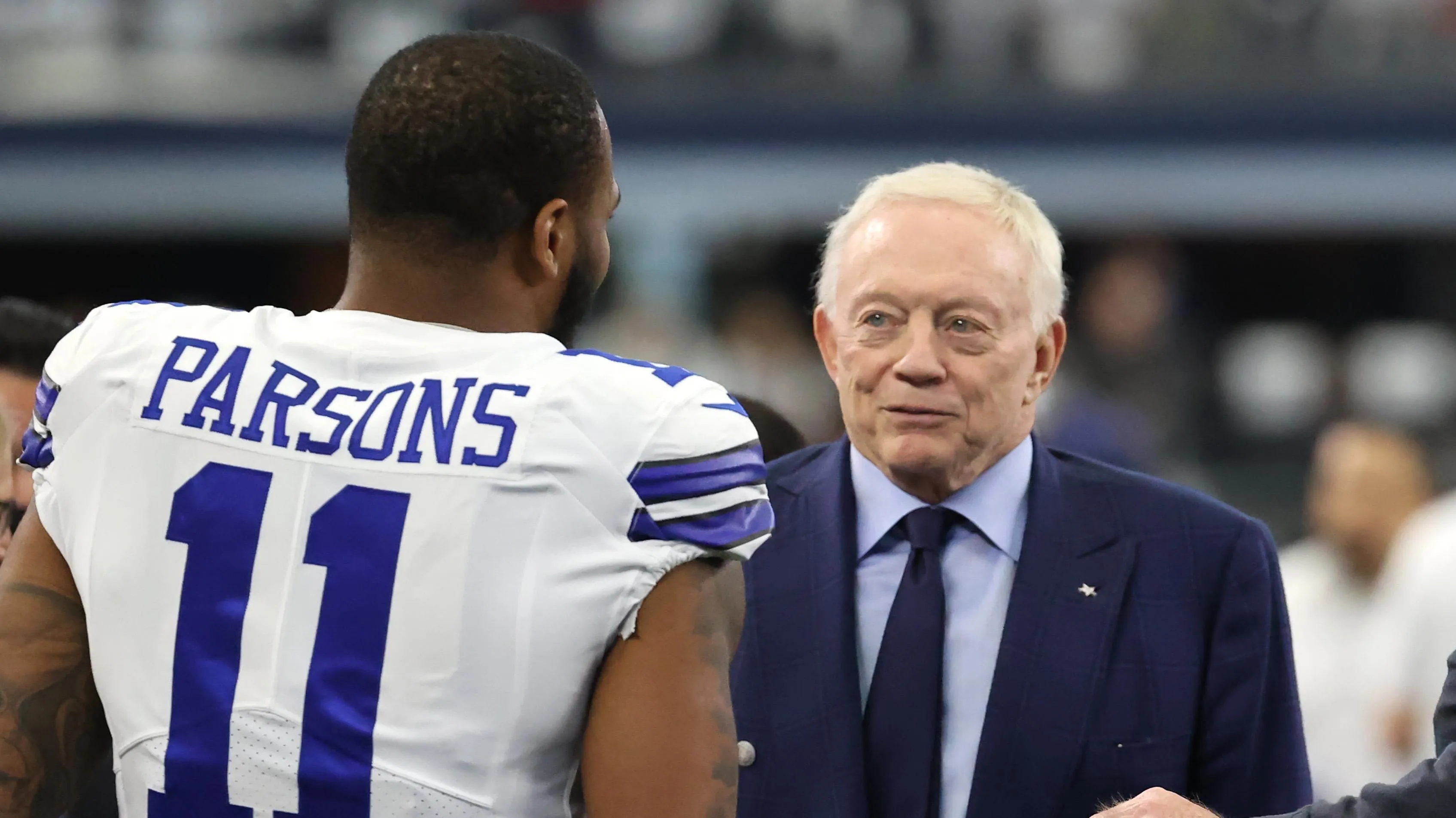 Jerry Jones Rejects Lions’ Trade Proposal for Micah Parsons, Describes It as an Insult