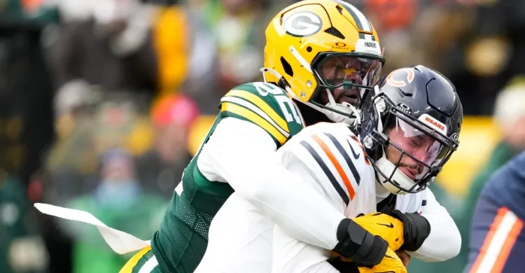 Packers Fans Mock Rival QB’s Atrocious Performance in Training Camp