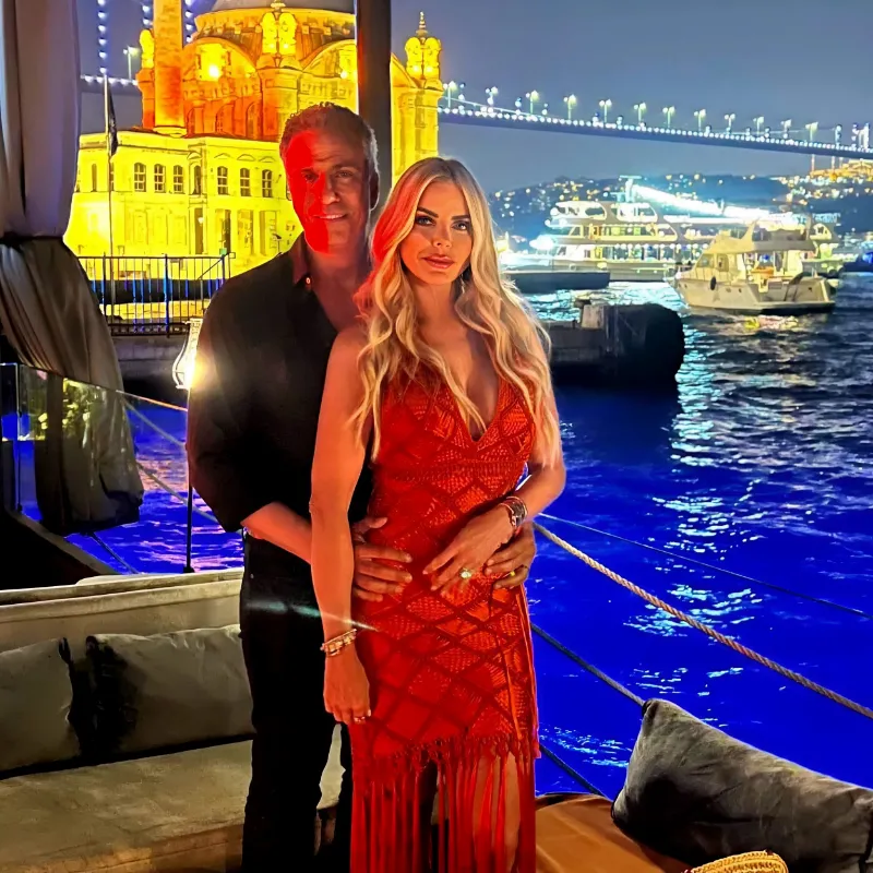 "Shocking Twist in The Real Housewives World! Alexia Nepola and Ex-Husband Todd Nepola Rekindle Romance – And Are Expecting a Baby Together!"-quang
