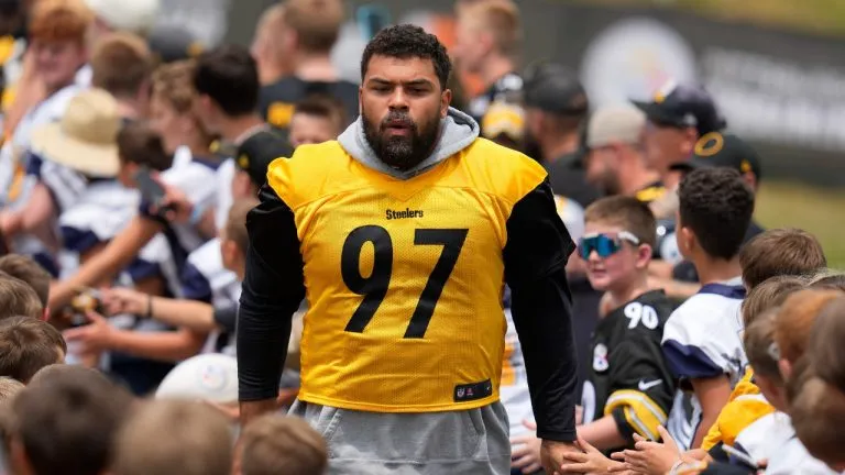 The heart and soul of Pittsburgh’s defense Cam Heyward Snaps at Rookie CB for Complaining About Camp Workload