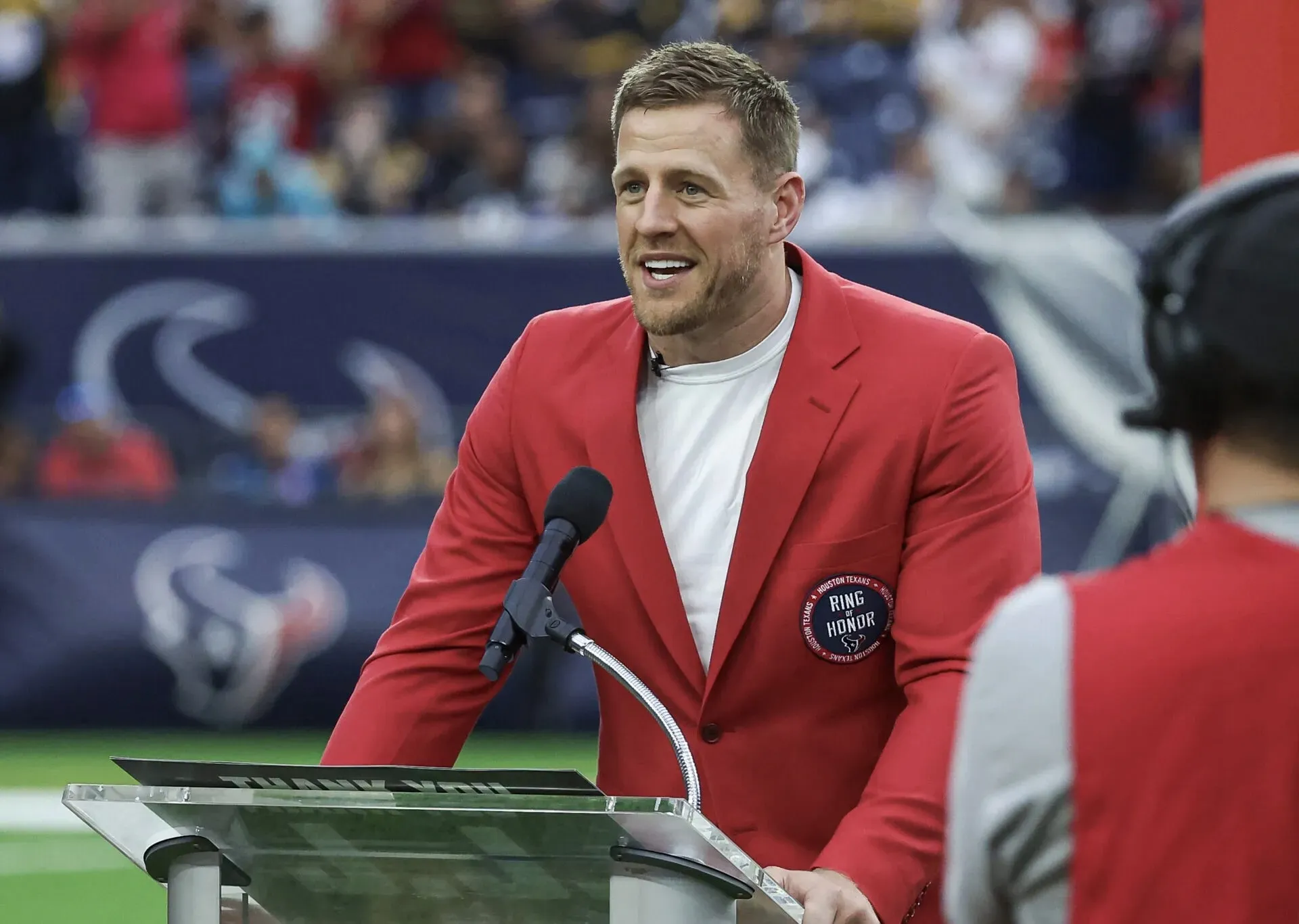 Texans Legend JJ Watt Sends Fitting Message After All-Pro Requests Trade