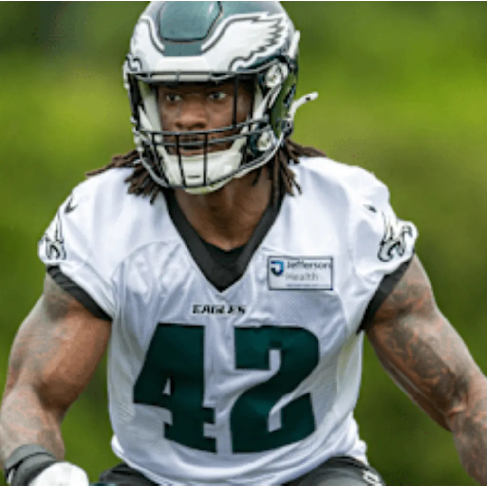 From overlooked draft gamble to ‘best rookie’ on the field — Eagles’ fifth-round pick Smael Mondon stuns coaches and outshines first-rounder Jihaad Campbell in training camp as he takes first-team reps and locks down Saquon Barkley - suong