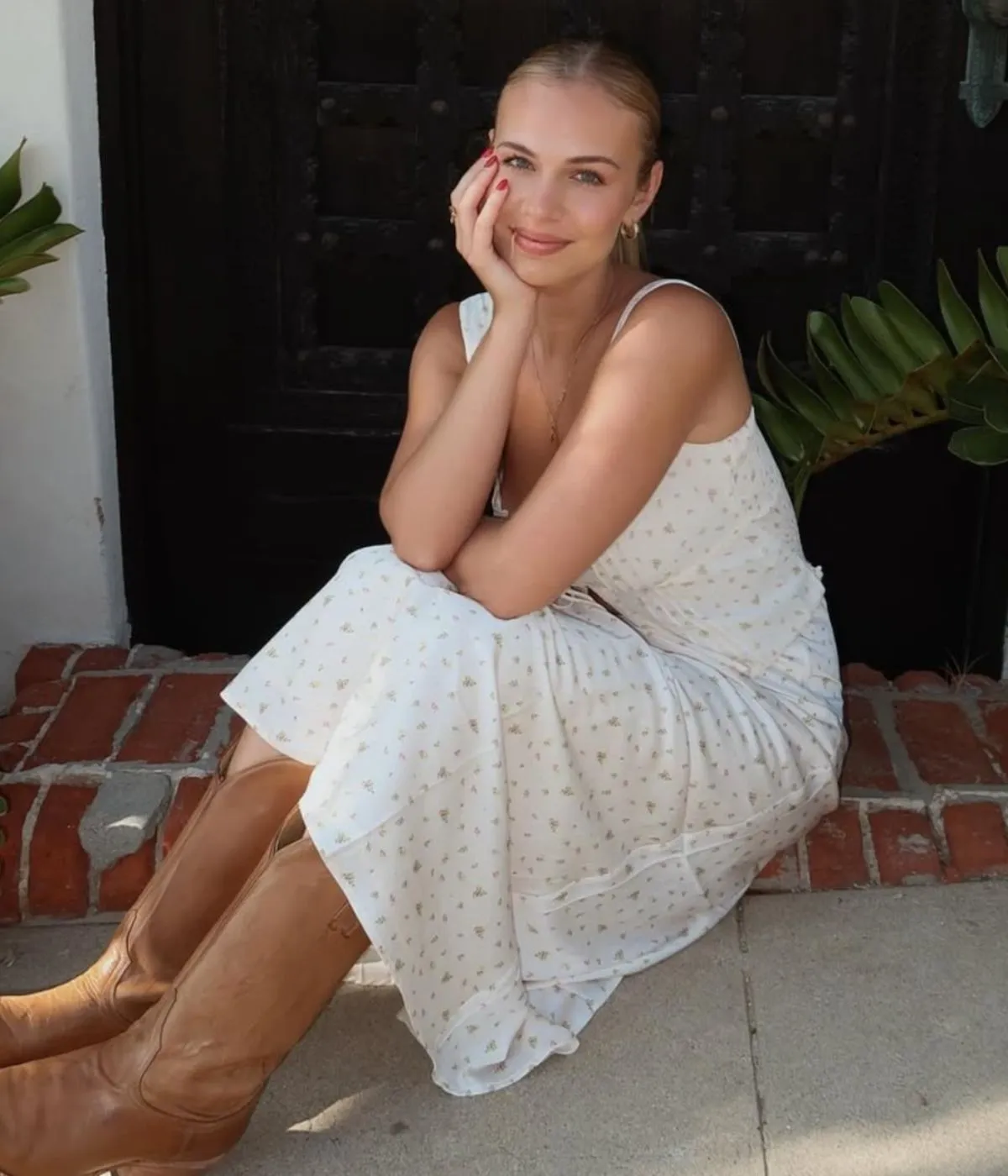 Jess Girod Reveals What Taylor Swift Item Kept Her Grounded While Filming ‘Bachelor’ and ‘BIP’
