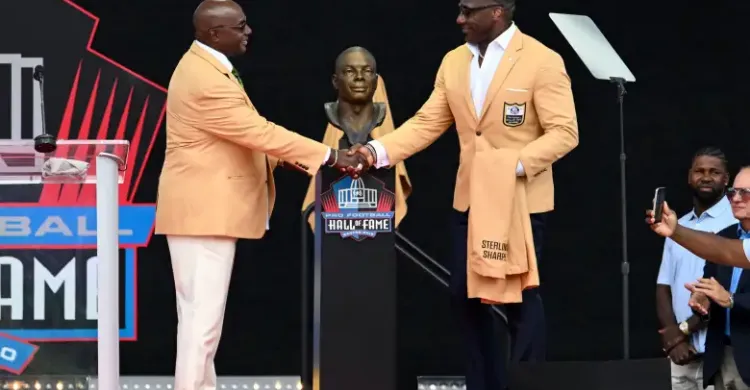 Legendary Packers Wide Receiver Makes History With His Brother in Hall of Fame