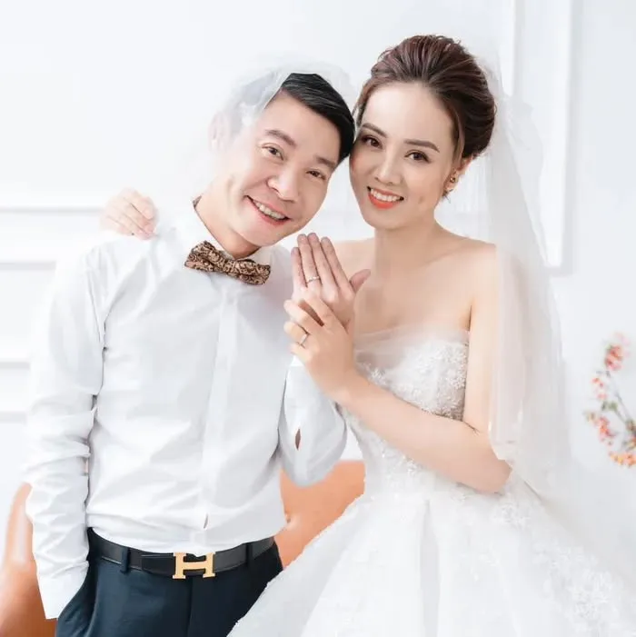 Cả nước chúc mừng vợ trẻ Công Lý, tin vui đến đúng lúc quá