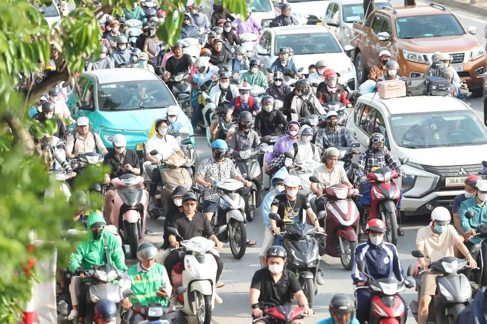 Một phường ở Hà Nội công bố sự thật chuyện c:.ấm cửa xe xăng: Trời ơi cả nước đã hiểu sai… Một phường ở Hà Nội công bố sự thật chuyện c:.ấm cửa xe xăng: Trời ơi cả nước đã hiểu sai…