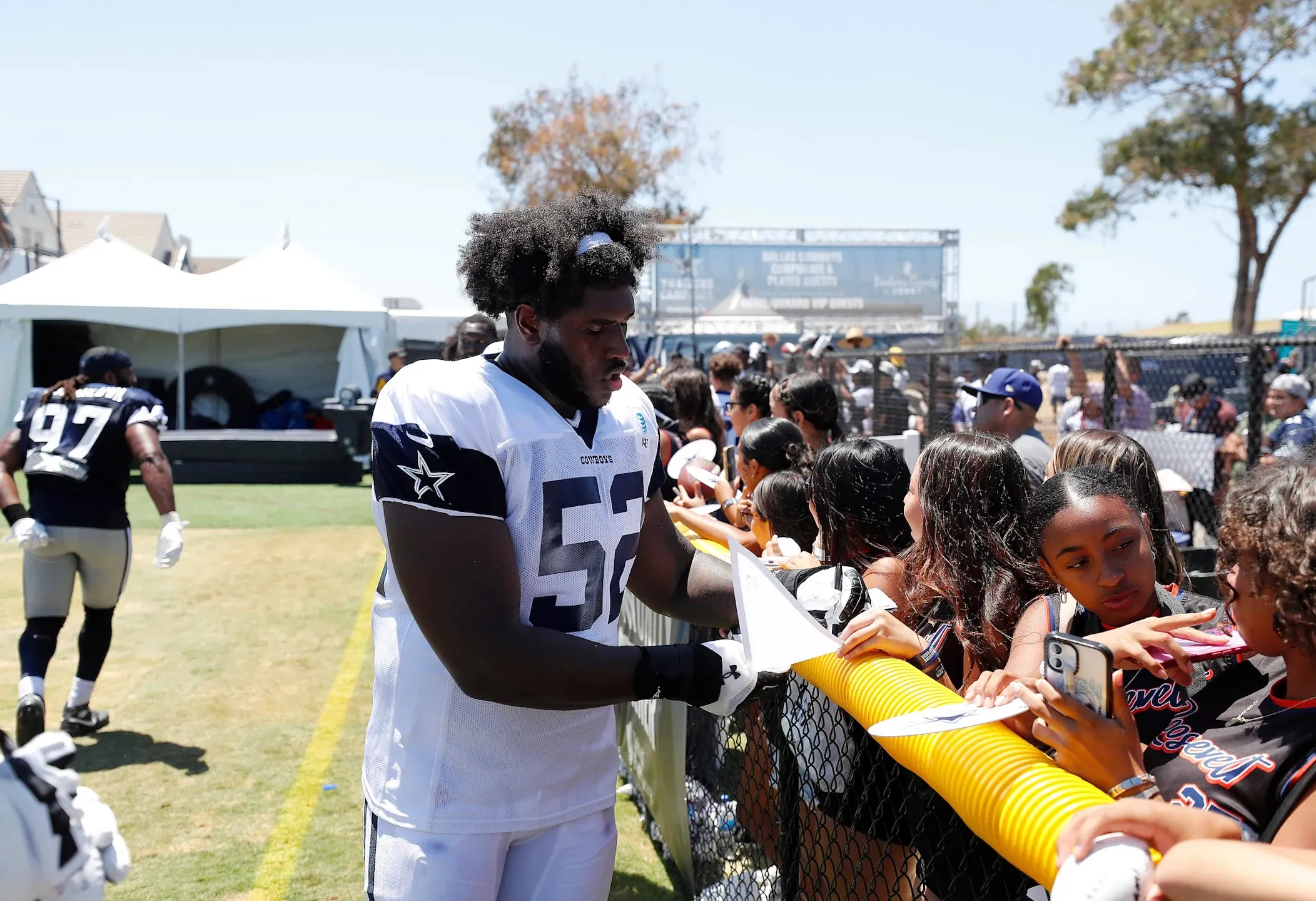 Tyler Booker Gets Bold 'Dominant' Label Despite Early Growing Pains
