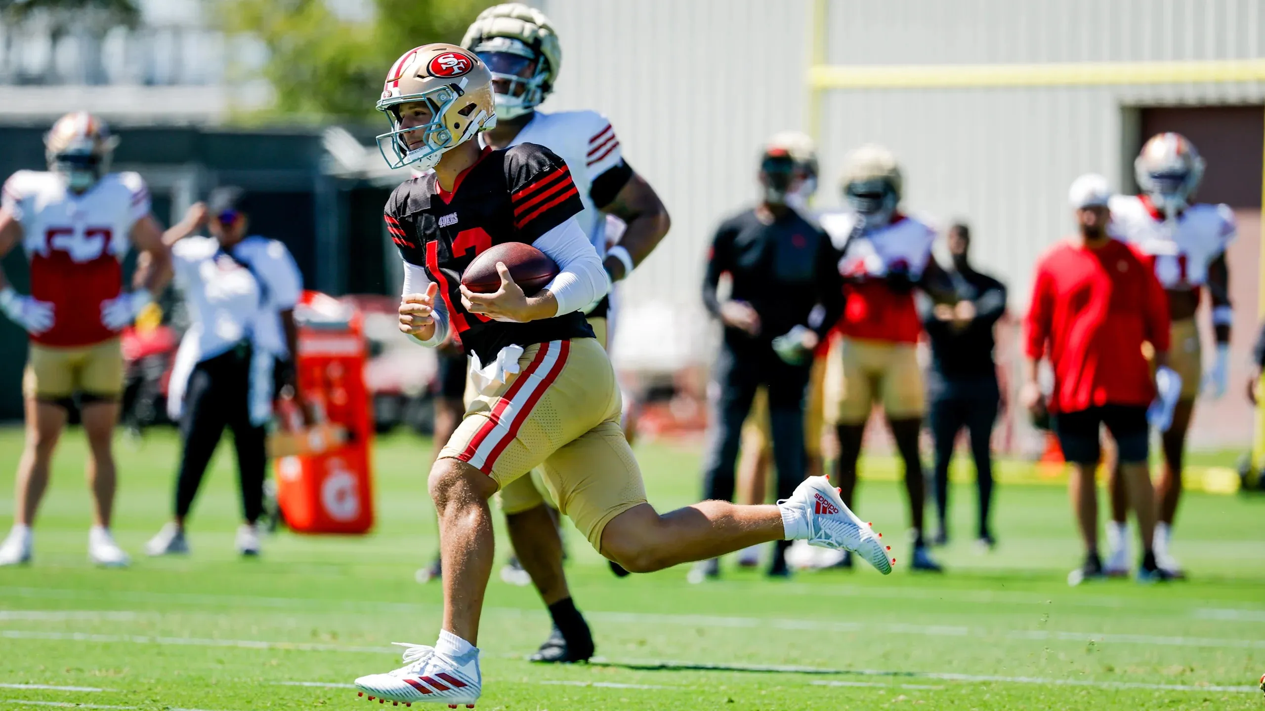 Brock Purdy Shrugs Off Steve Young’s Running QB Comments
