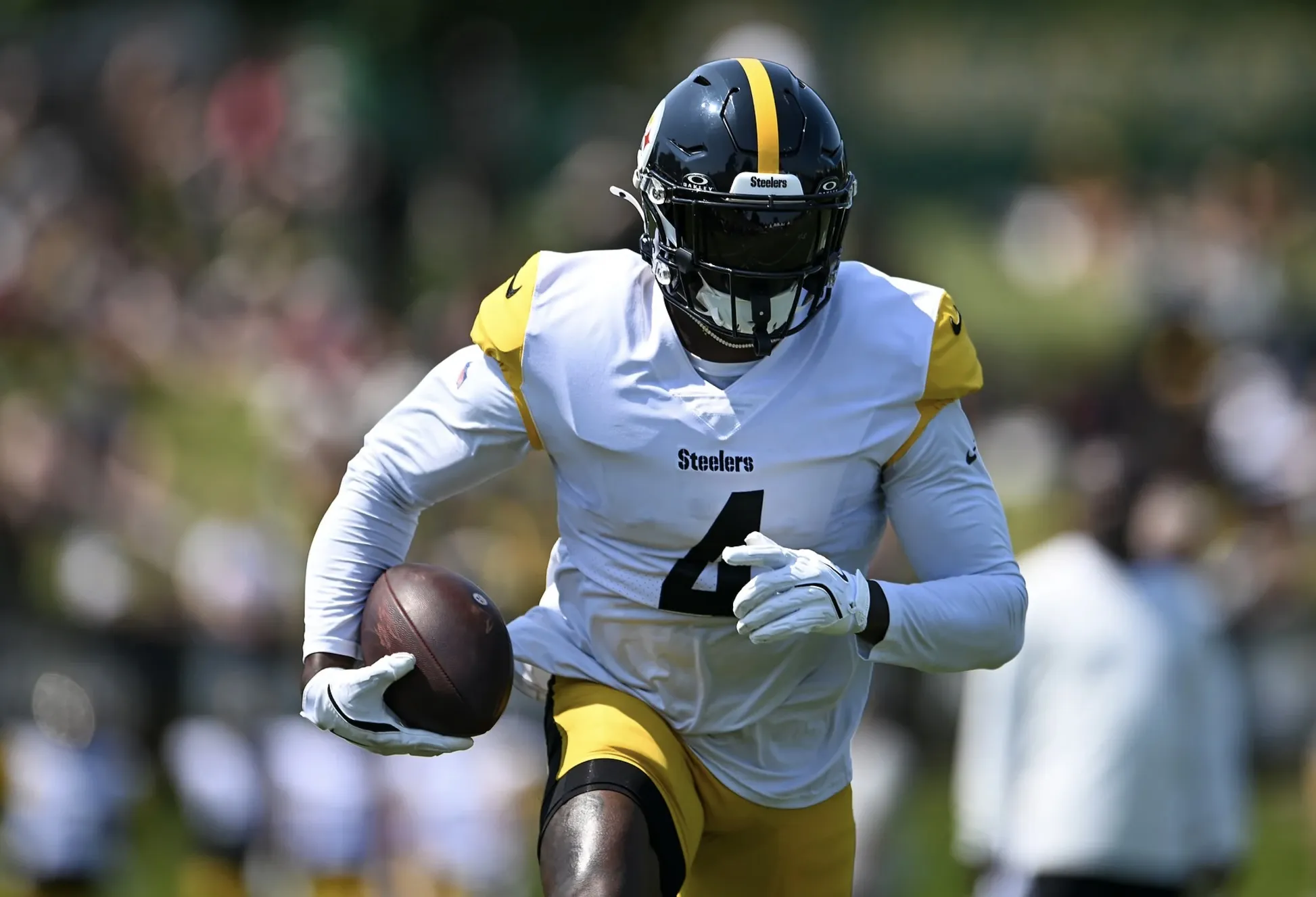 DK Metcalf drops outrageous training camp take on Steelers defense